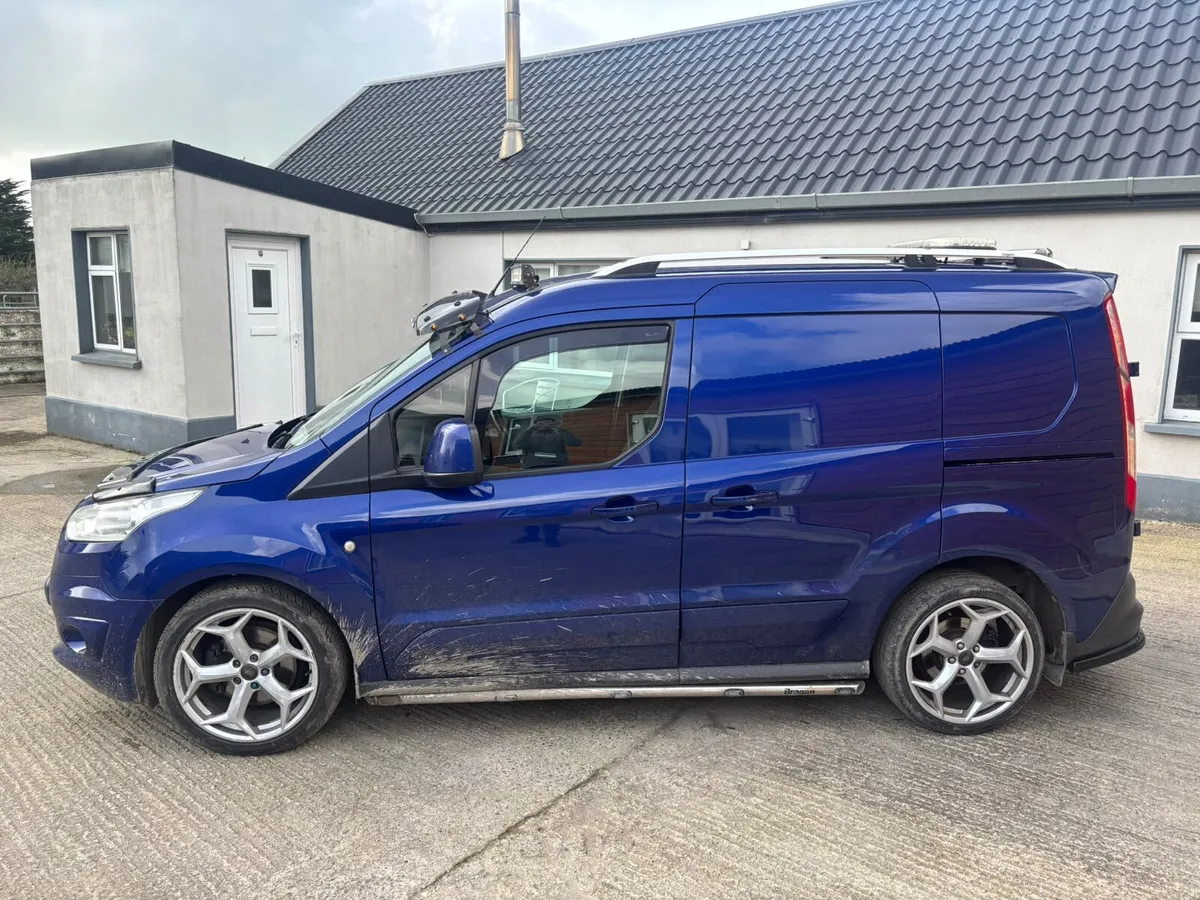 2017 Ford Transit Connect - Image 4