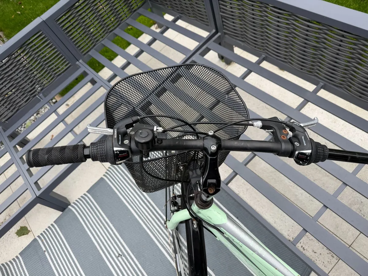 Ladies bike - Image 4