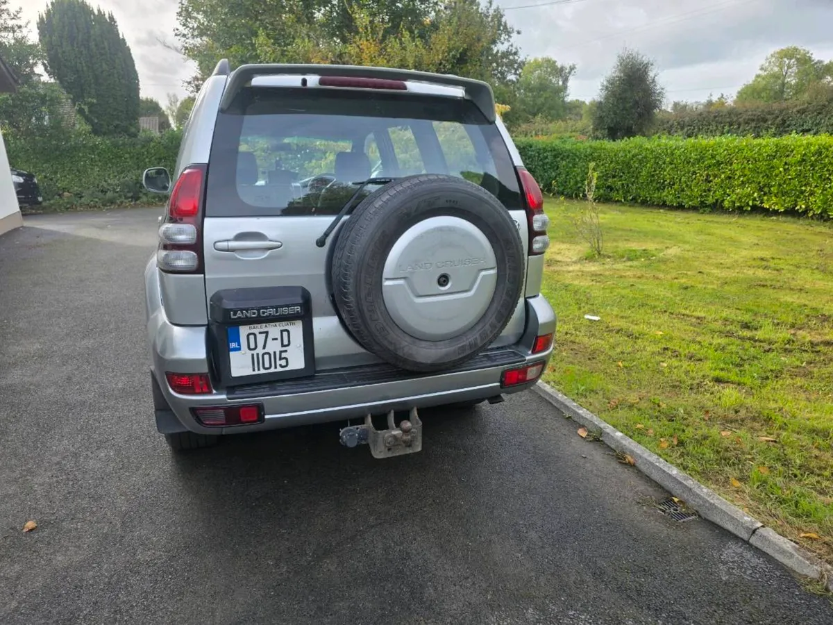 Toyota Landcruiser - Image 3