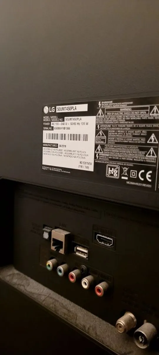 LG 50" TV with TV stand - Image 3