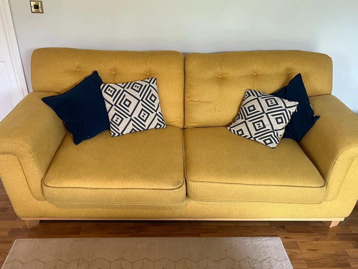 Mustard yellow 2-seater set and ottoman - Image 2