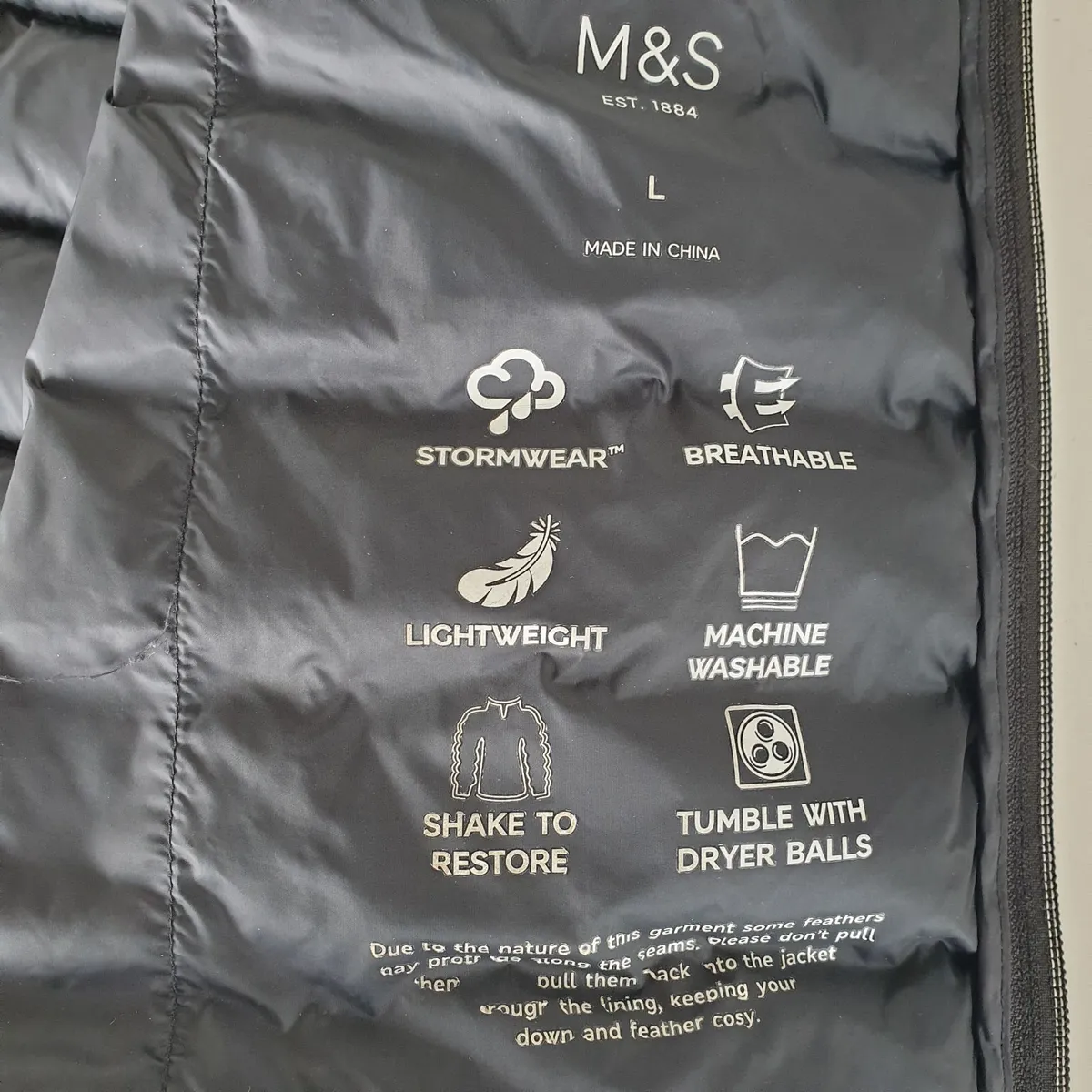 M&S feather puffer jacket mens large stormwear - Image 3