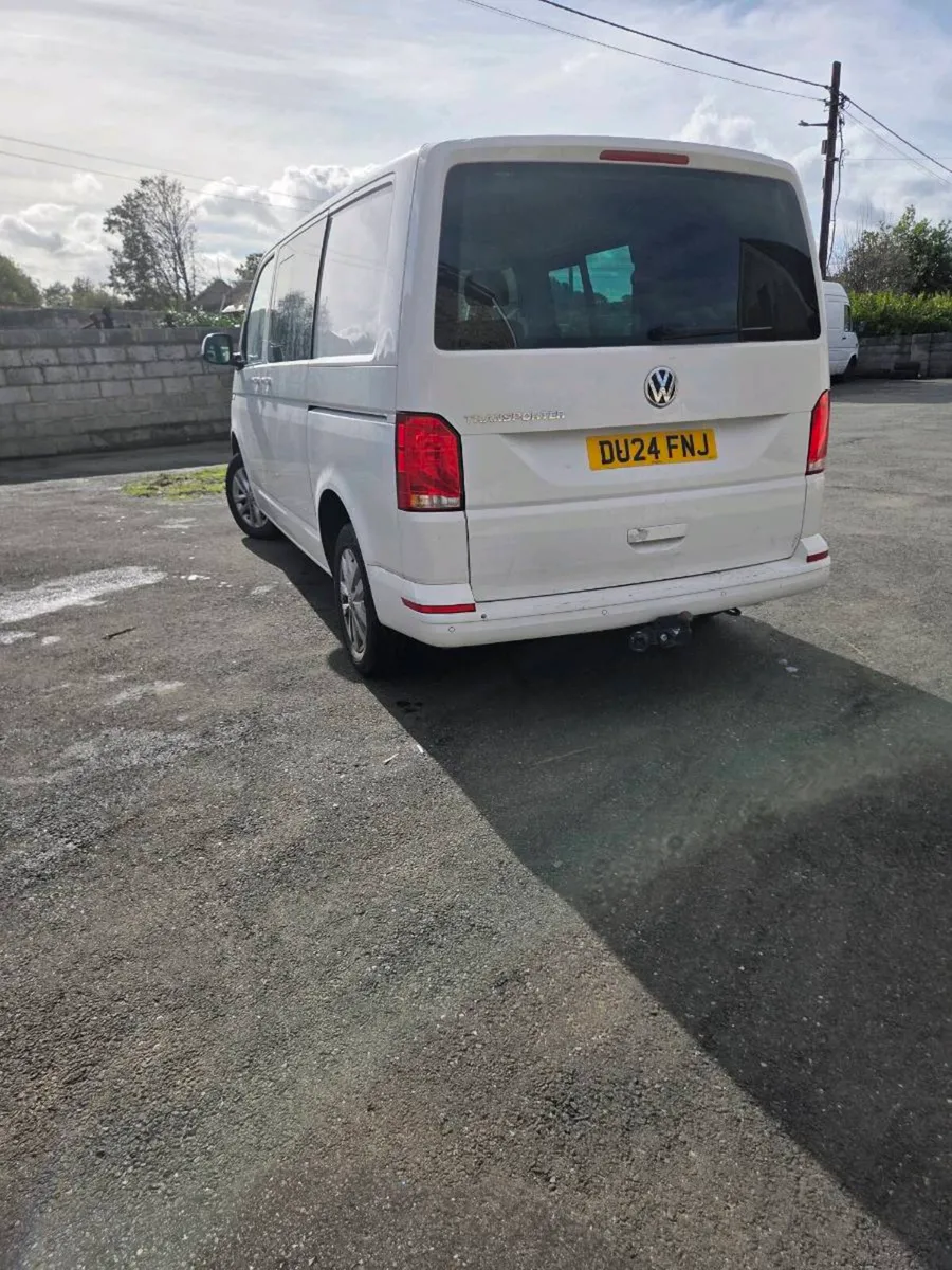2024 volkswagen transporter kombi - Image 3