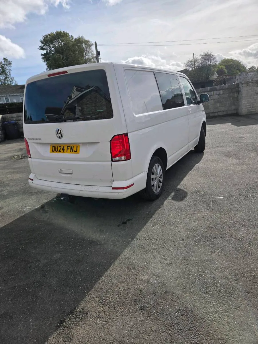 2024 volkswagen transporter kombi - Image 4