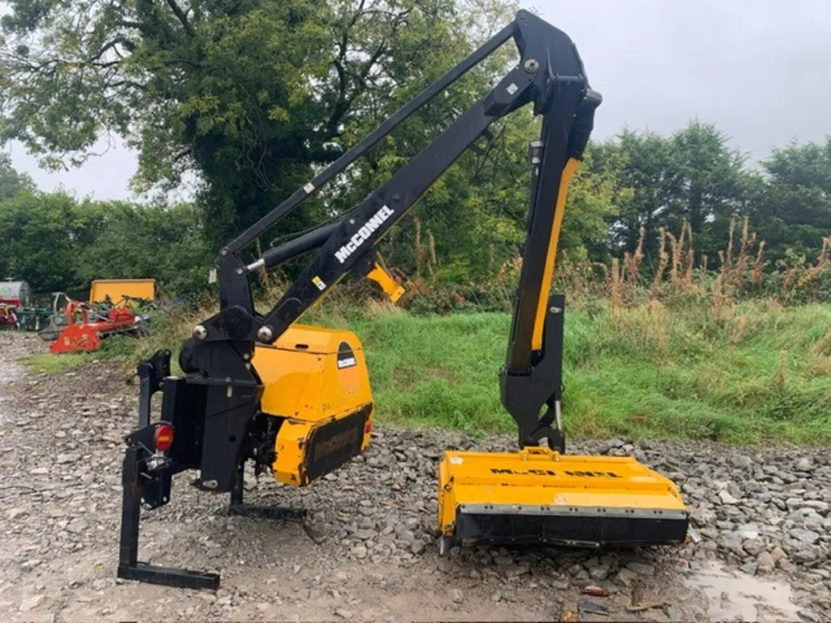 MCCONNEL PA6070 VFR - Image 3