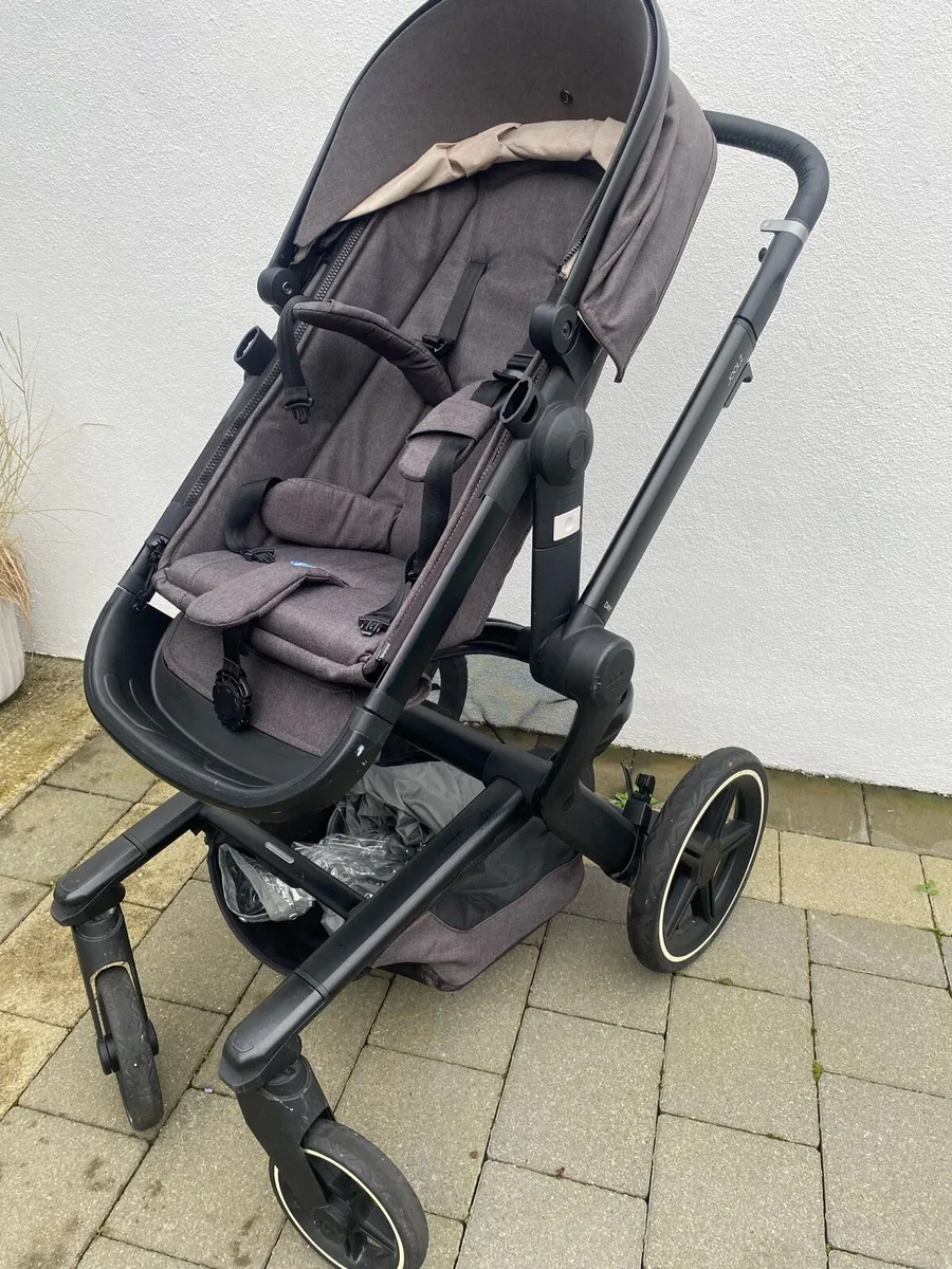 Joolz Day + buggy - Image 1