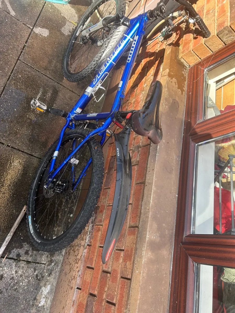 Trek 5900 Mountain bike recently serviced - Image 3