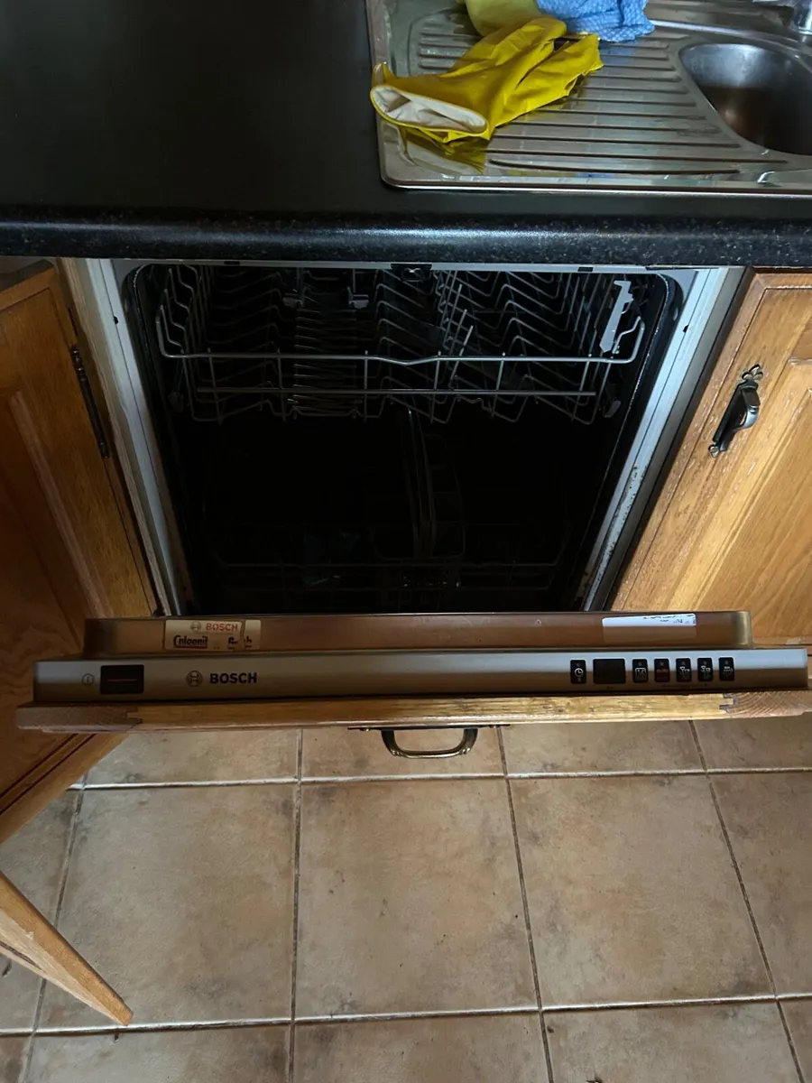 Dishwasher €90 *REDUCED FOR QUICK SALE - Image 2