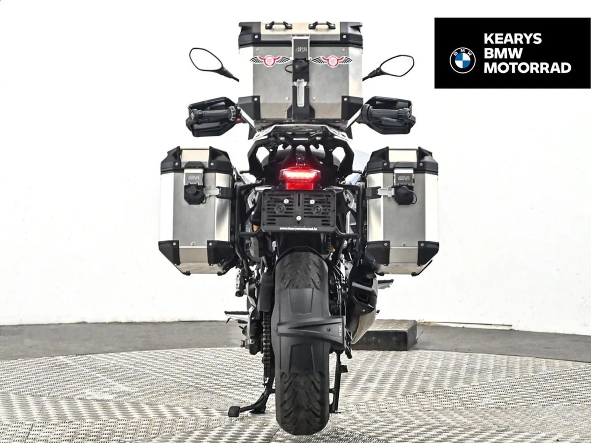 BMW F 900 XR 0.9 - Image 4