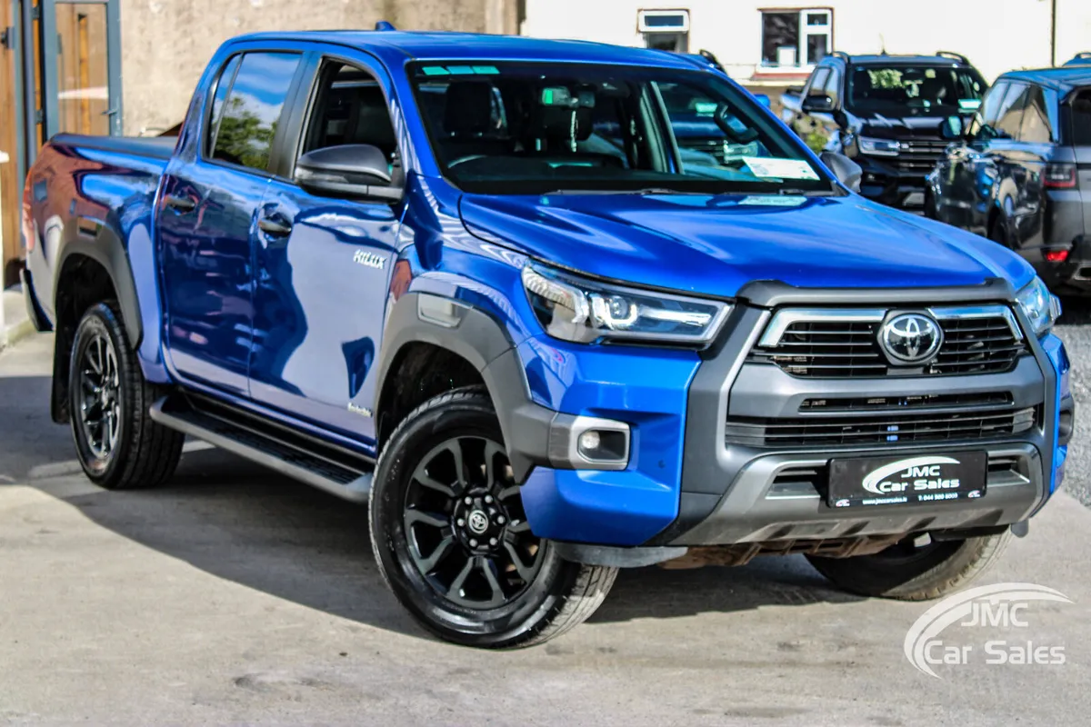2024 TOYOTA HILUX INVINCIBLE NO VAT - Image 4