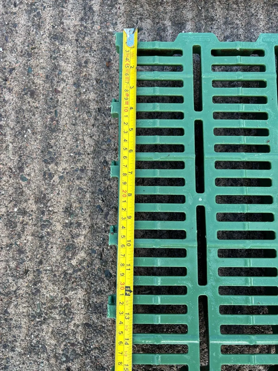 Plastic animal slats - Image 4