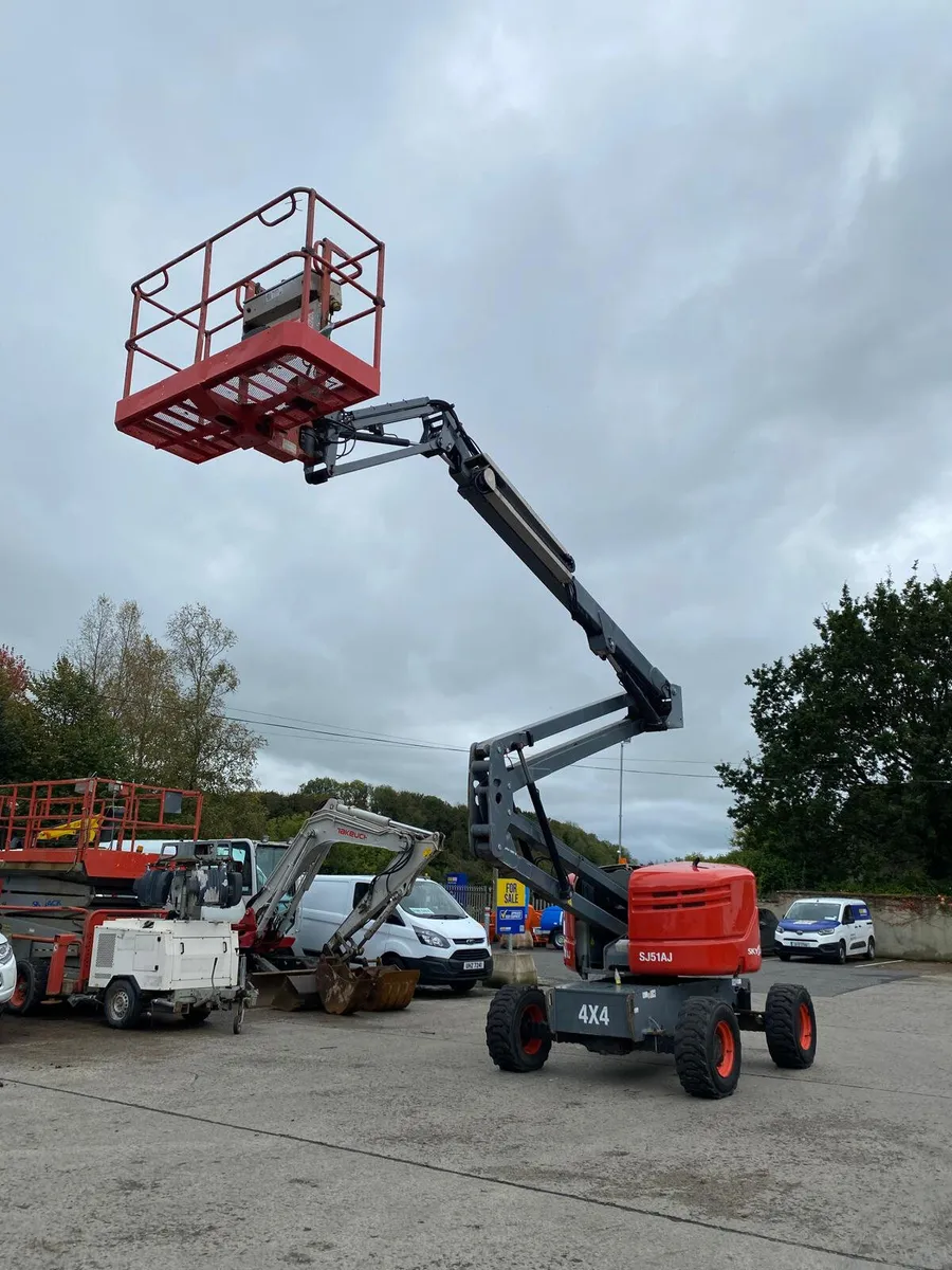 2015 SKYJACK SJ51AJ 57FT DIESEL ARTIC BOOM LIFT - Image 1
