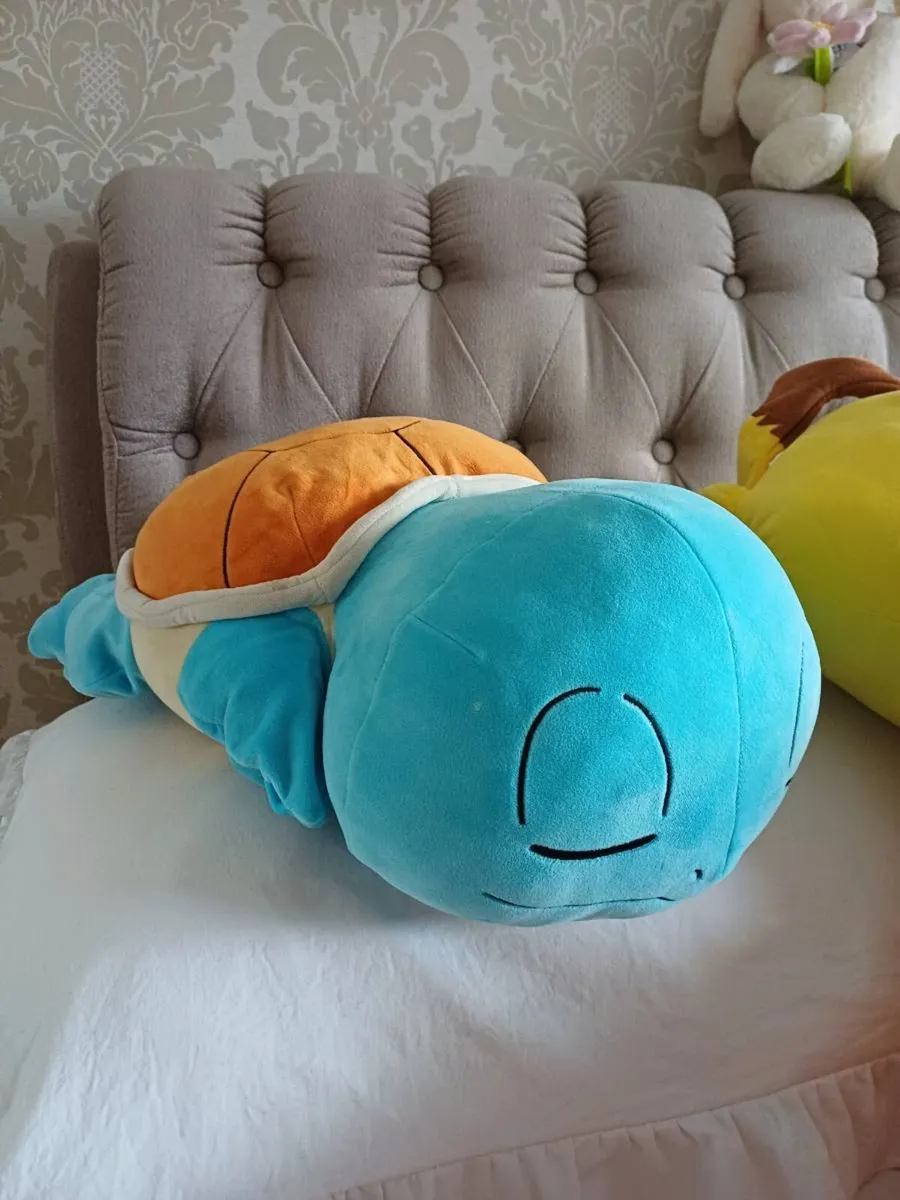 4 pokemon plush toys - Image 3