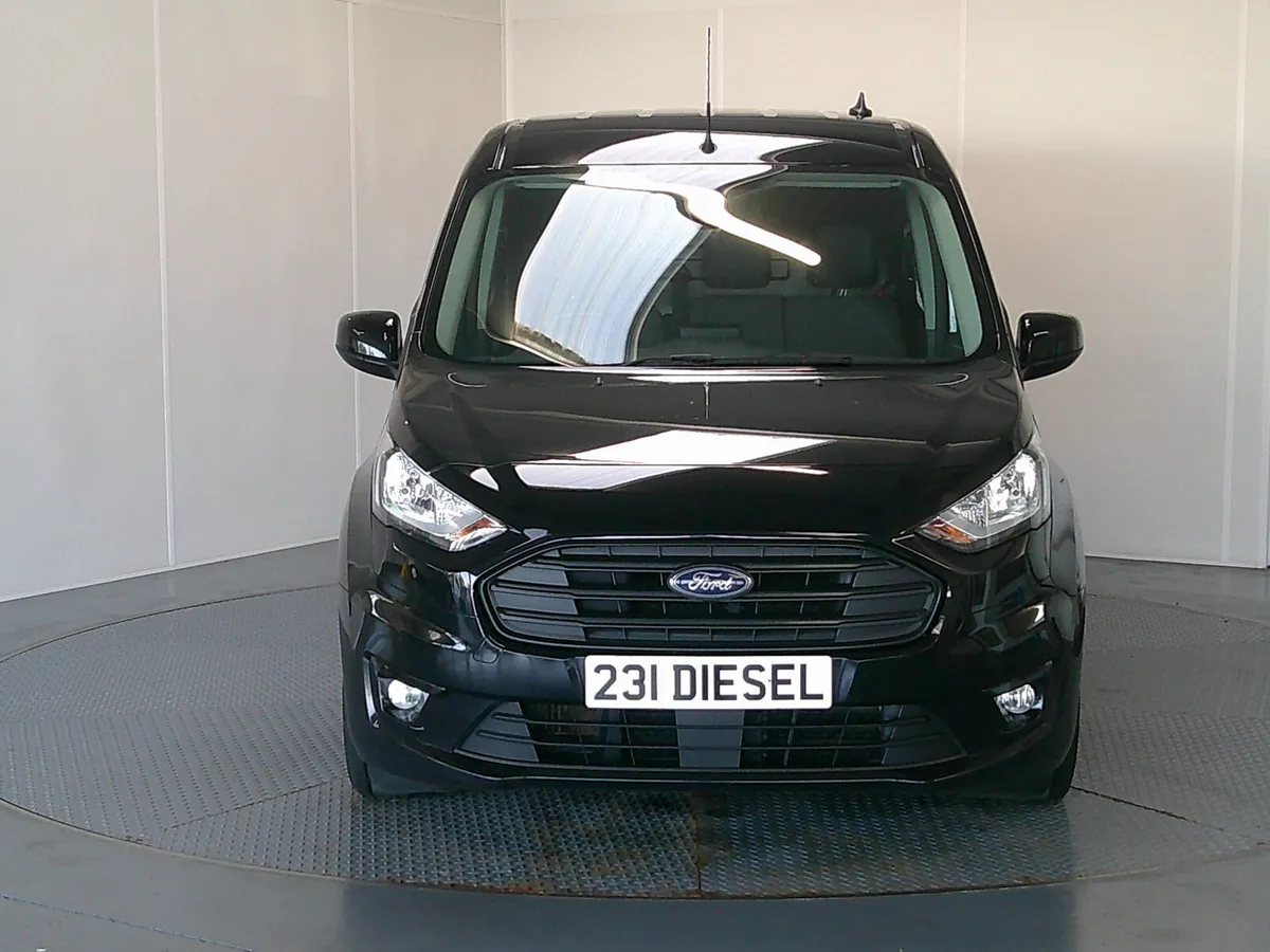 Ford Transit Connect 2023 - Image 2