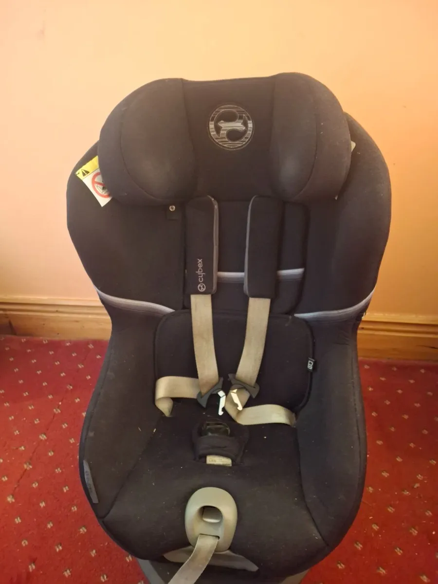 Cybex car seat x2 - Image 1