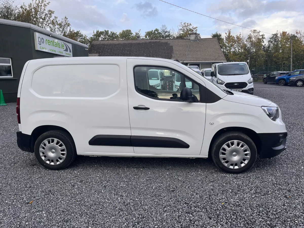 Opel Combo 6 Speed 100BHP 1.5L - Image 4