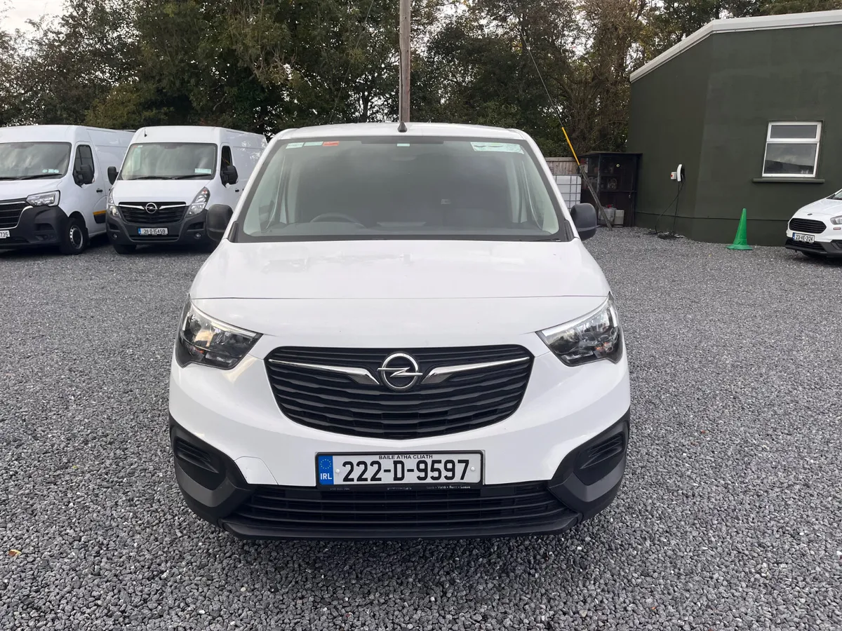 Opel Combo 6 Speed 100BHP 1.5L - Image 2