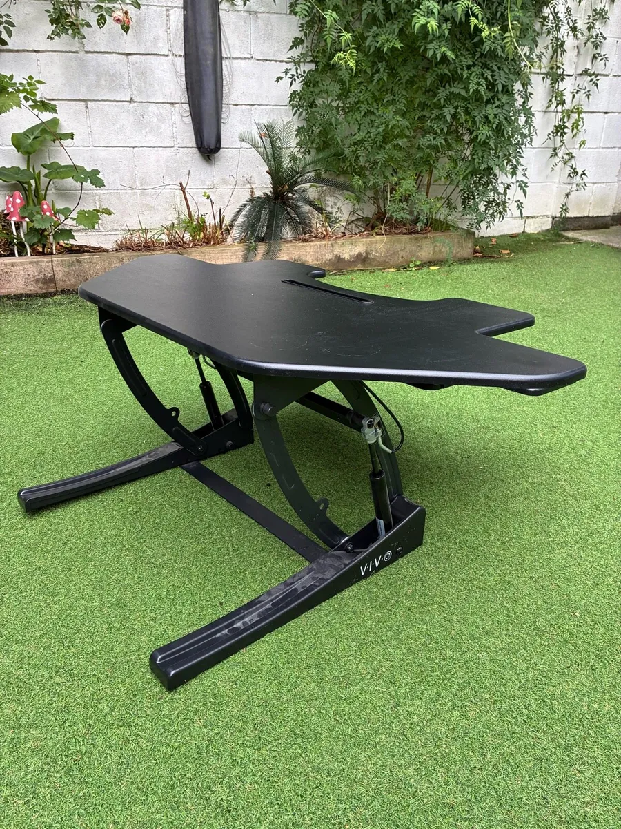 VIVO Height Adjustable Standing Desk Converter - Image 3