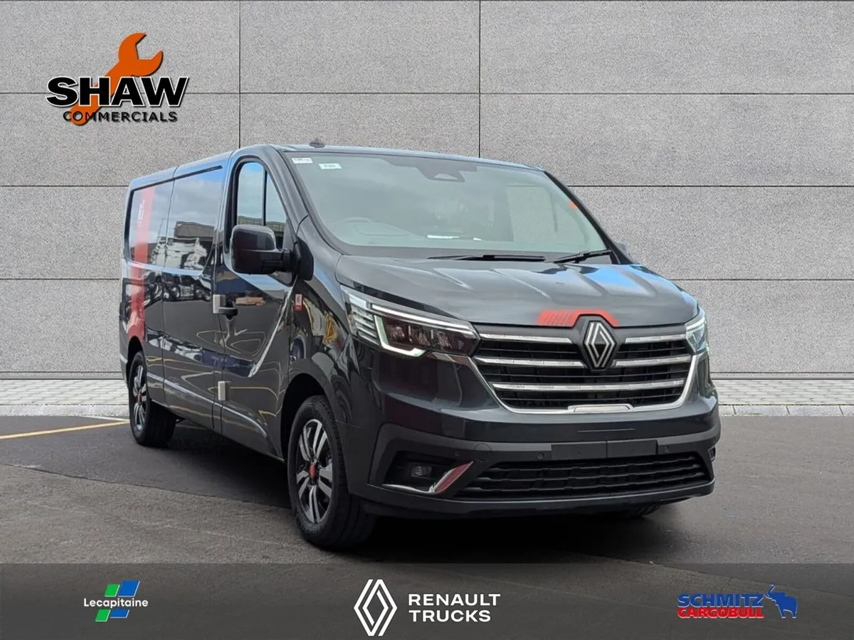 34500 + VAT - GREY RENAULT TRAFIC EXCLUSIVE 170HP - Image 3