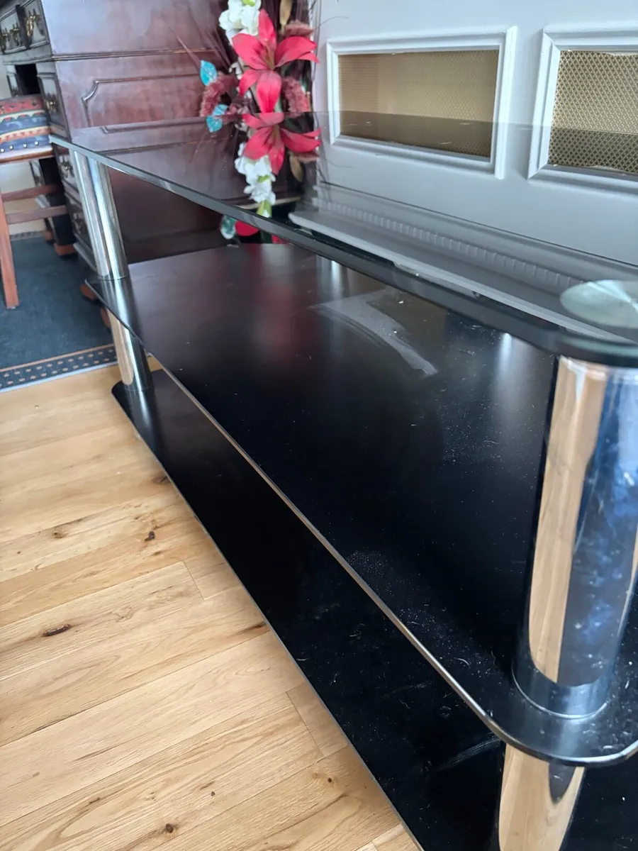 TV Stand - Image 3