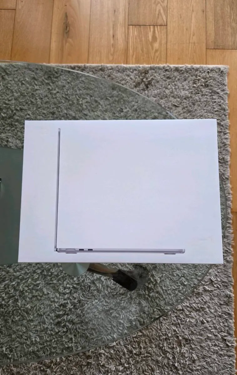 Macbook Air 13-inch M5 Chip IRISH - Image 1