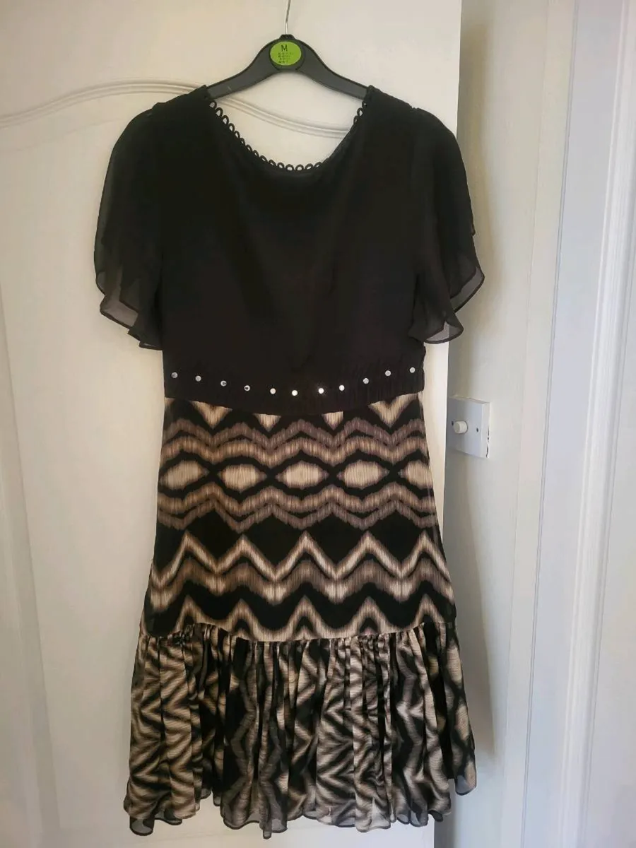 Clothes - Image 4