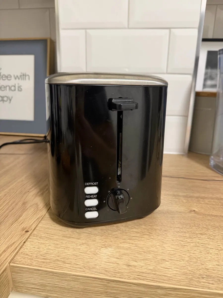 Morphy Richards 2 Slice Toaster Black/ Steal - Image 3