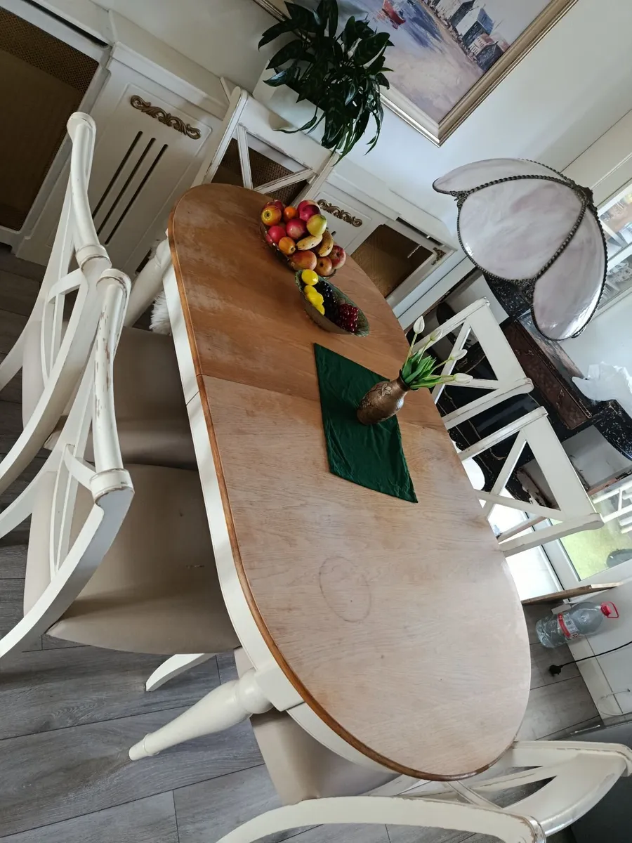 Dinning table with chairs - Image 1