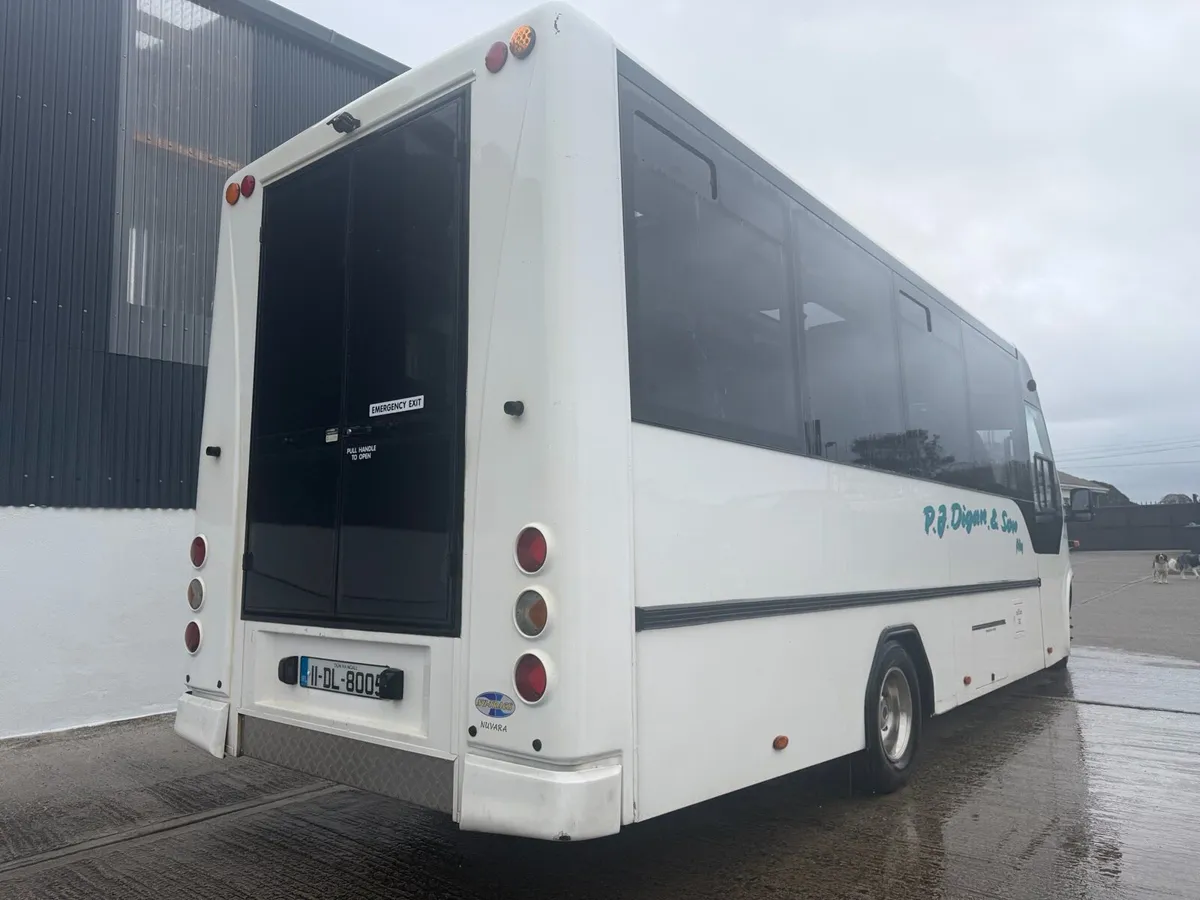 2011 manual 30 seater cvrt ready to work - Image 3
