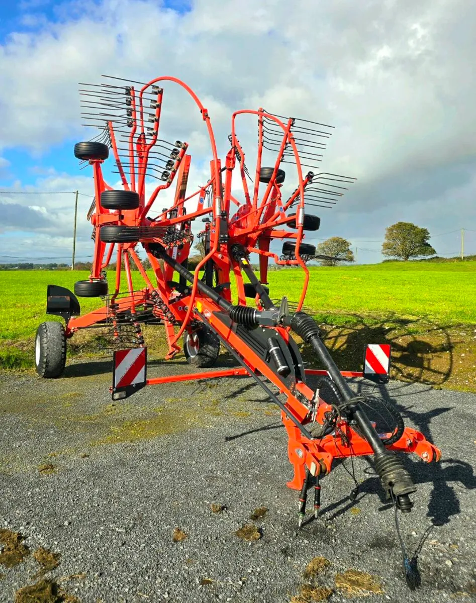 Kuhn 7631 Rake - Image 1