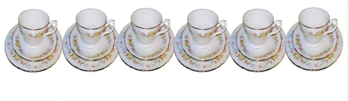 Vintage tea set in original box - Image 1