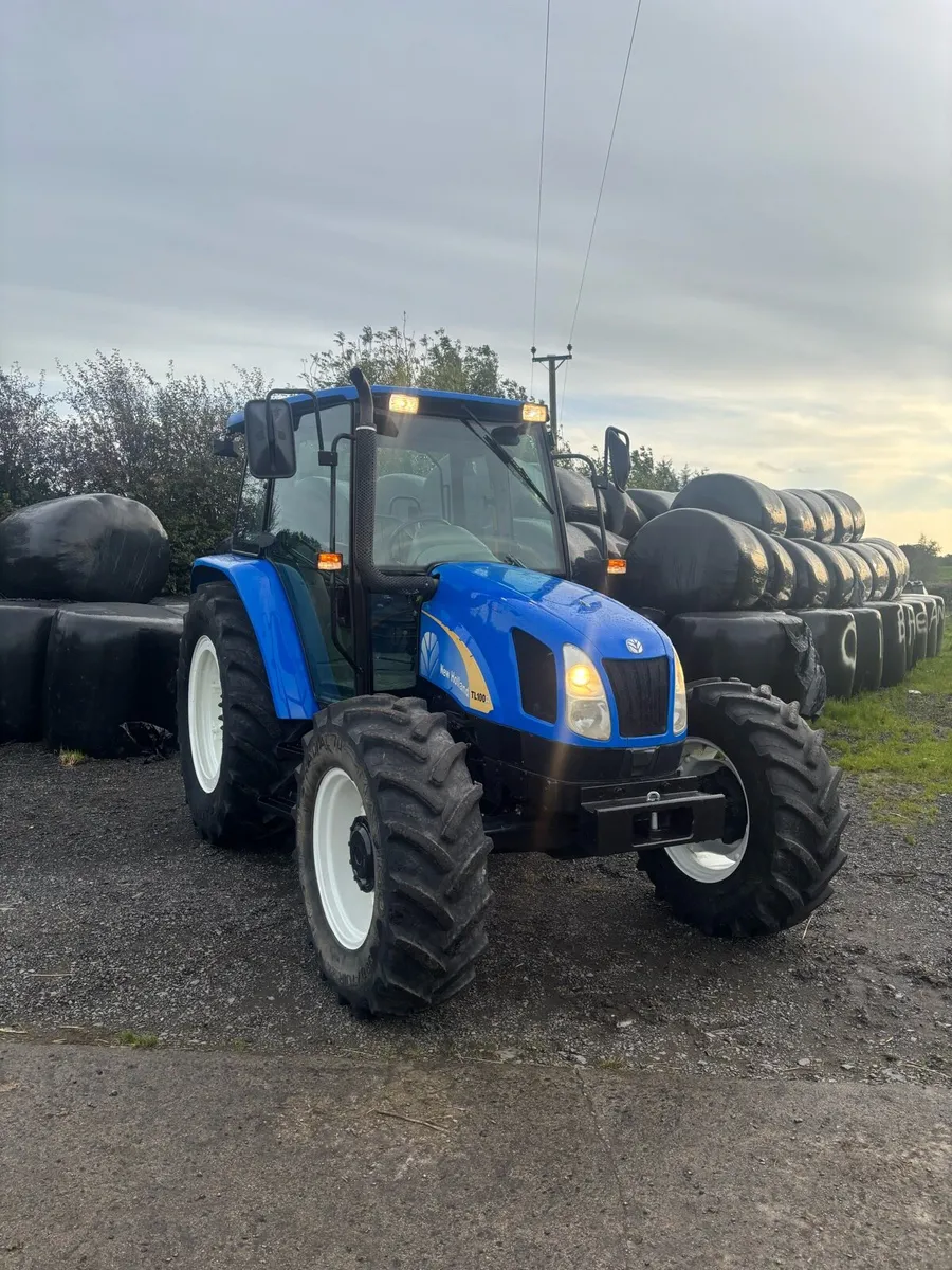 New Holland TL 100A - Image 2