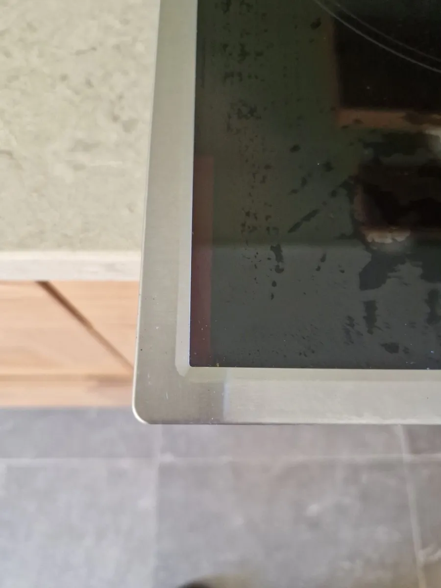 Ceramic hob - Image 4