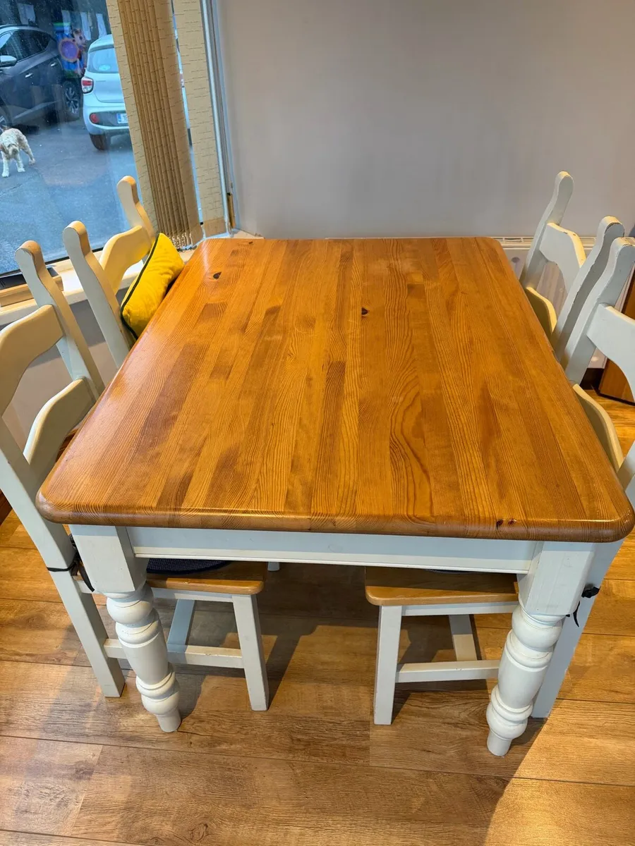Table, Chairs & Stools - Image 1