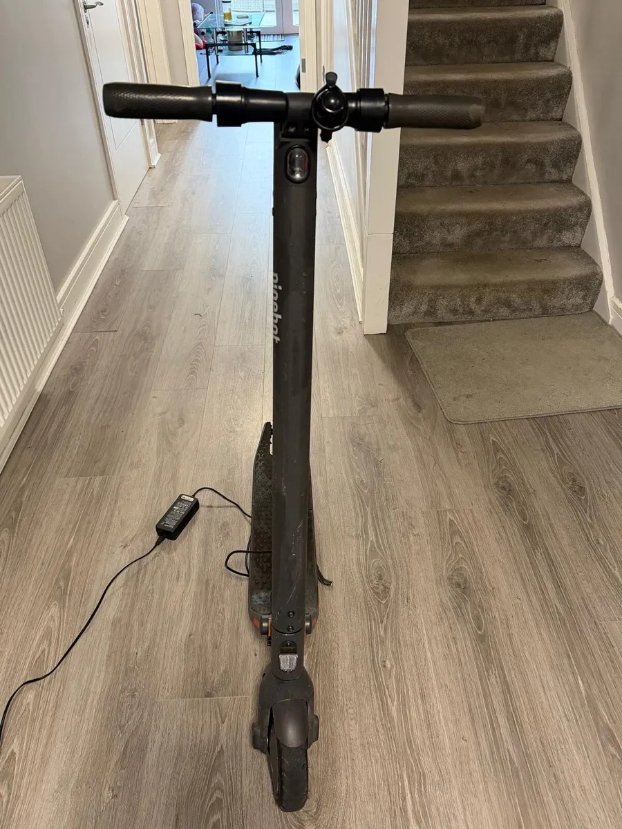 Electric scooter - Image 1