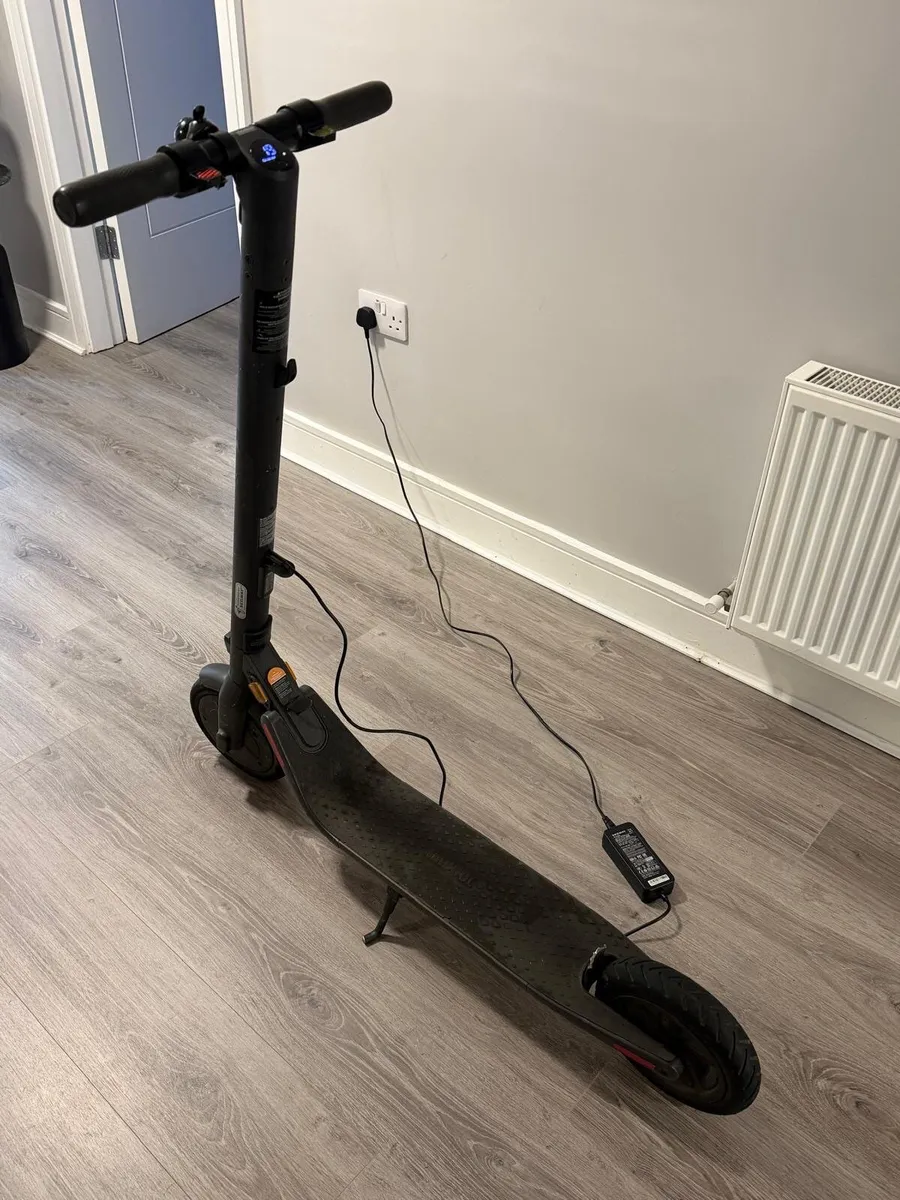 Electric scooter - Image 3