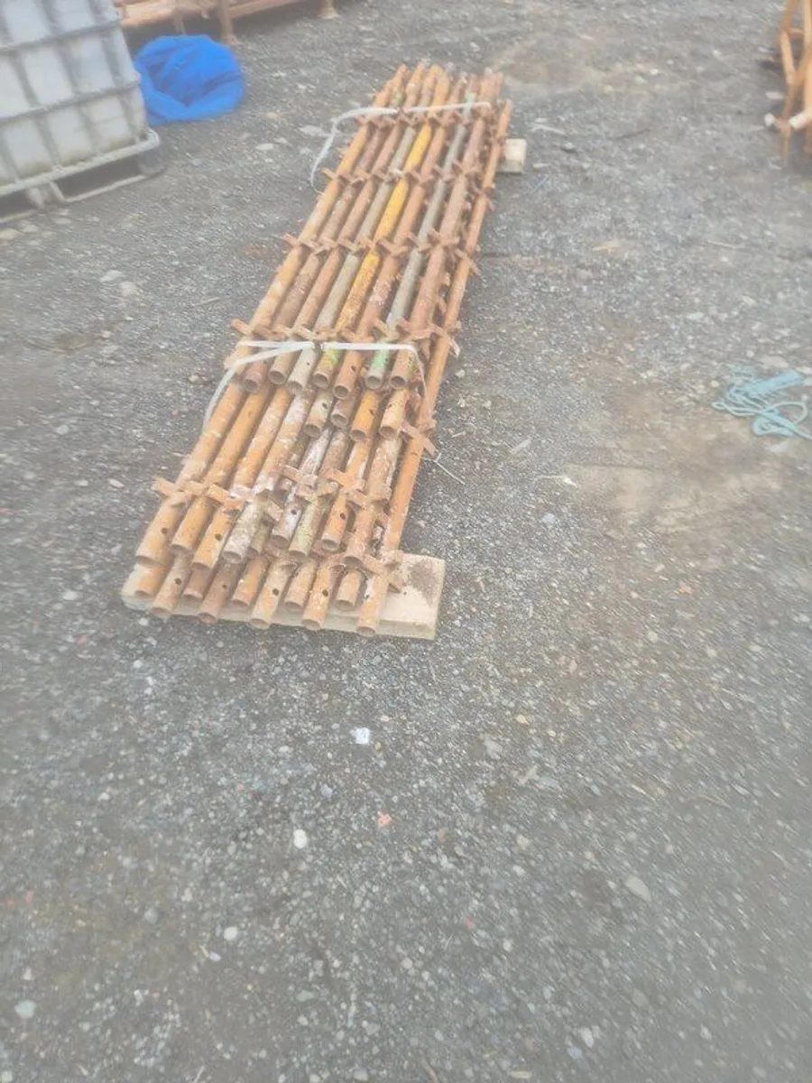 Used scaffolding - Image 4
