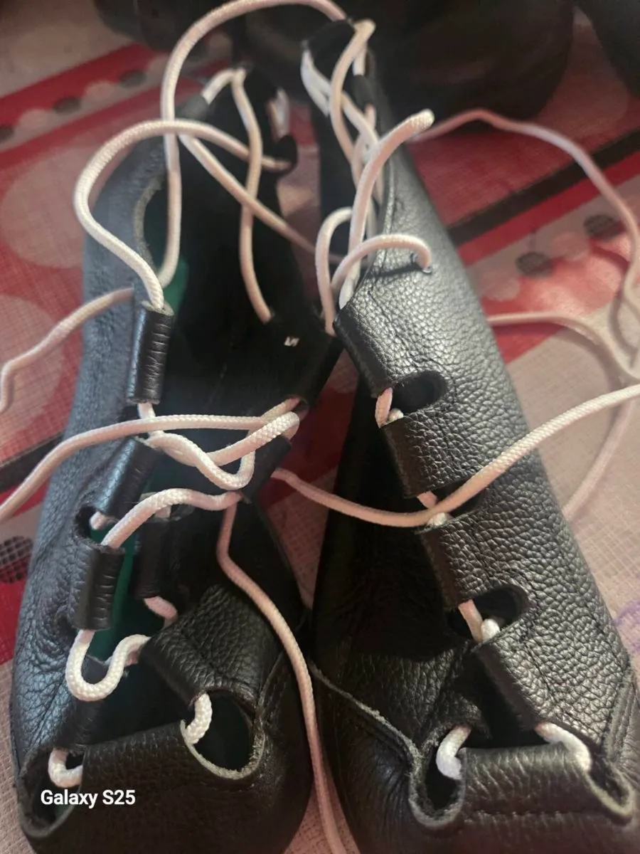 Irish dancing shoes - Image 1