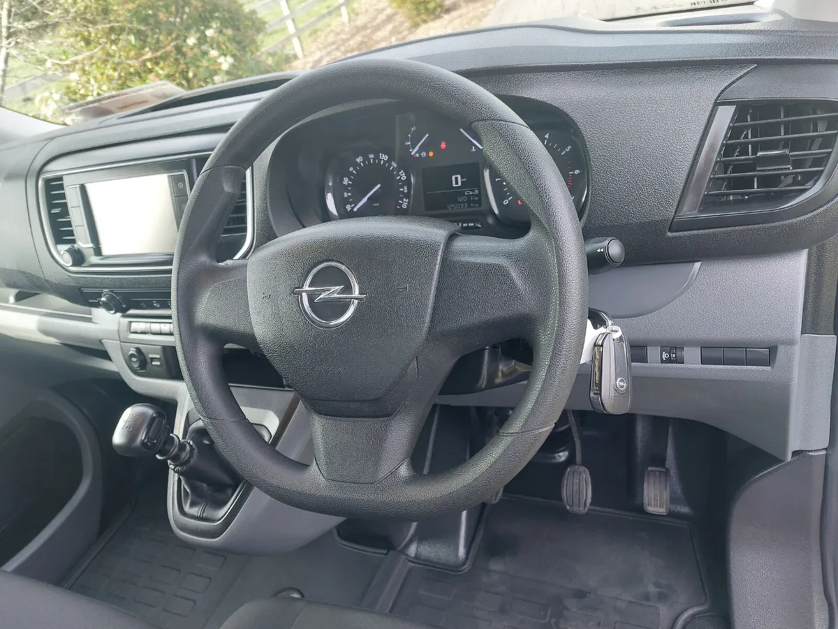 OPEL VIVARO 222' LWB - Image 4