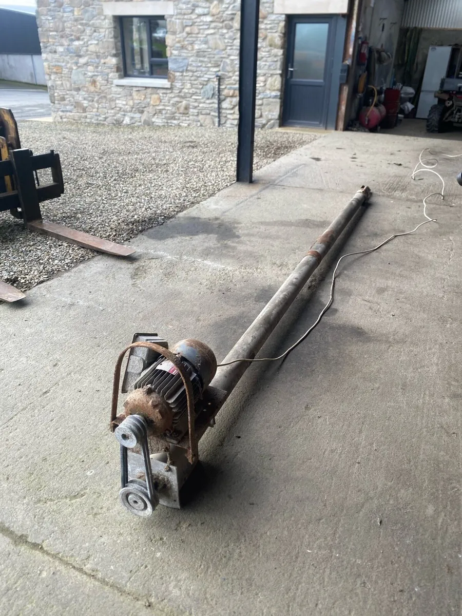 Grain auger - Image 1