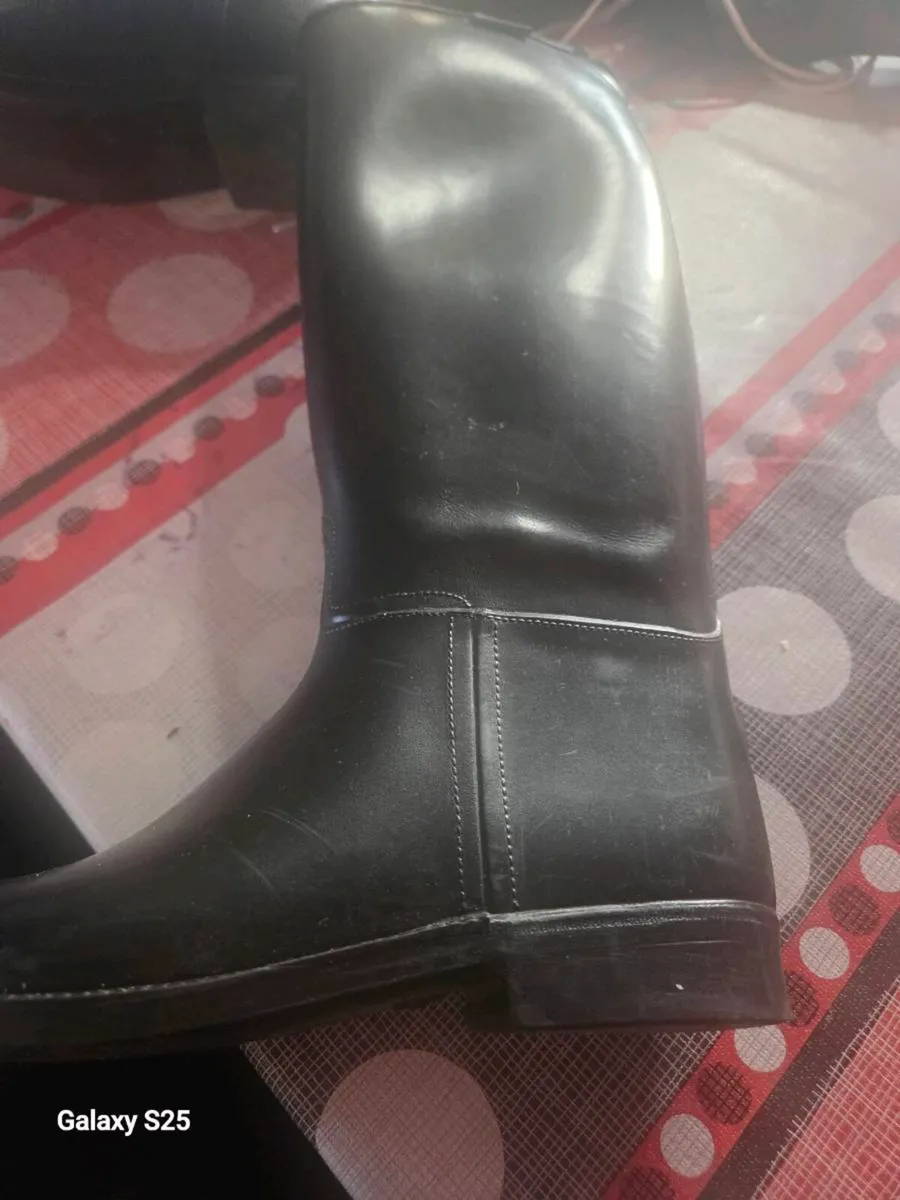 Horse riding boots - Image 1