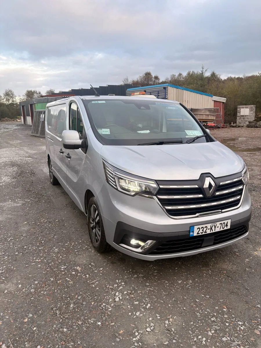 Renault traffic - Image 1