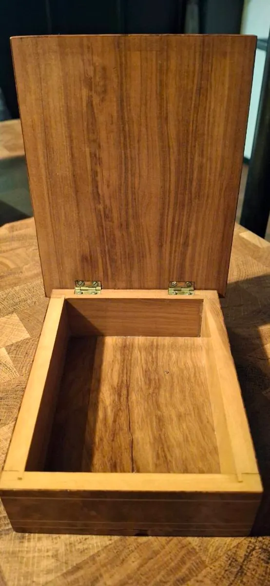 Antique Inlaid Box - Image 4
