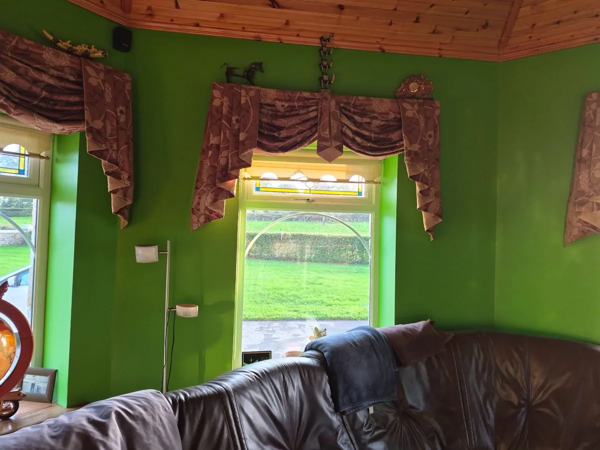 Curtains - Image 4