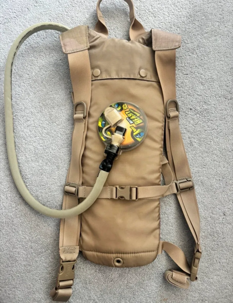 Camelbak maximum gear hydration pack in desert - Image 3