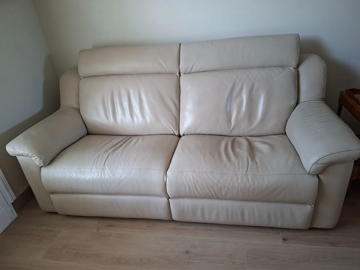 Italian leather armchair and sofa - Image 3