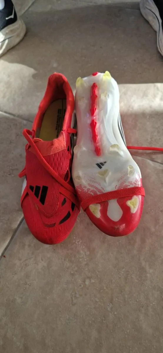 Football boots - Image 2
