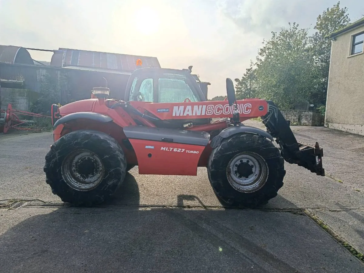Manitou telehandler - Image 2