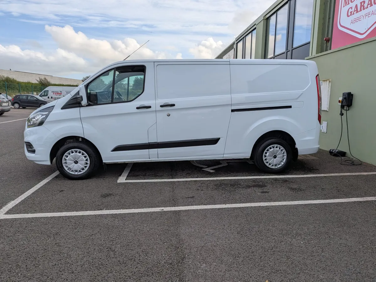 Ford Transit 2021 - Image 4