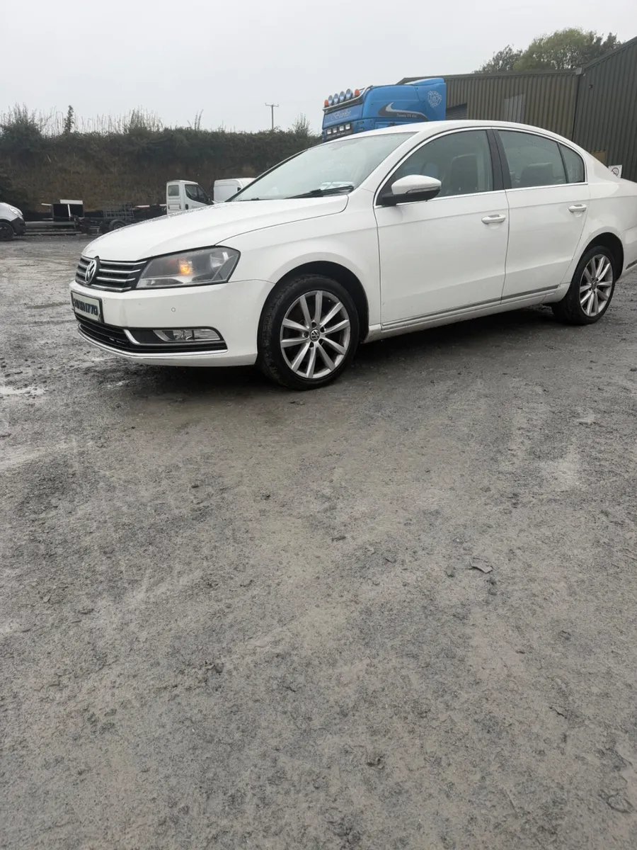 2014 Passat - Image 1